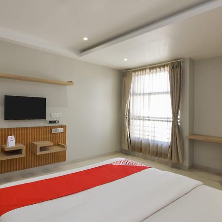 โอโย 19307 โฮเต็ล ซีซั่น ชอยซ์ Hotel เชอร์ดี ภายนอก รูปภาพ