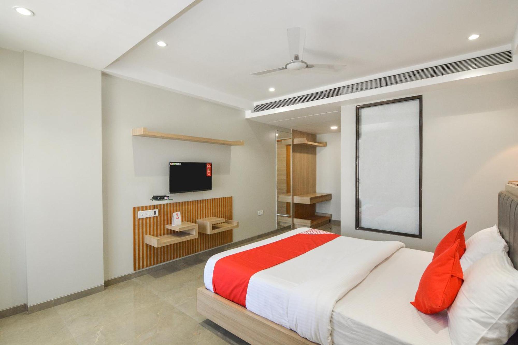 โอโย 19307 โฮเต็ล ซีซั่น ชอยซ์ Hotel เชอร์ดี ภายนอก รูปภาพ